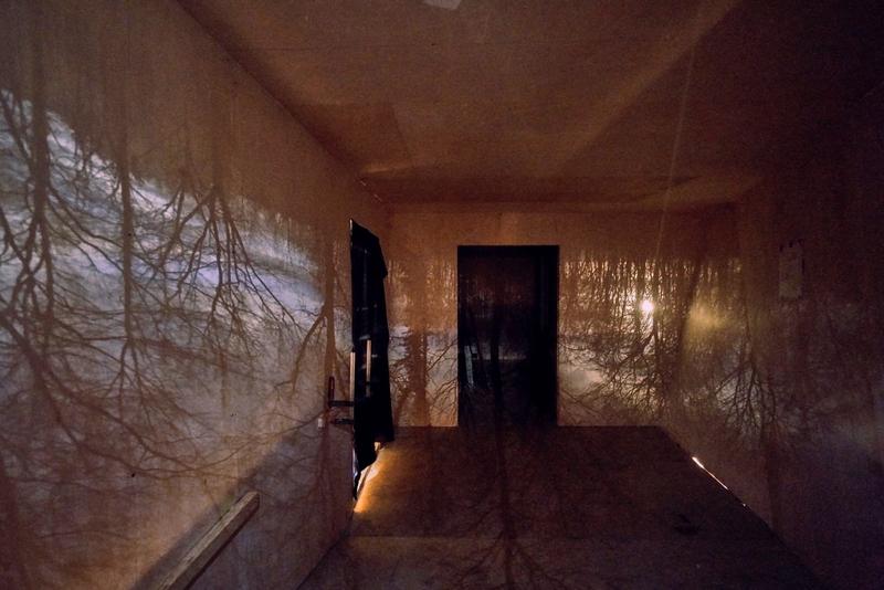 Dark Room MoadMusbahi