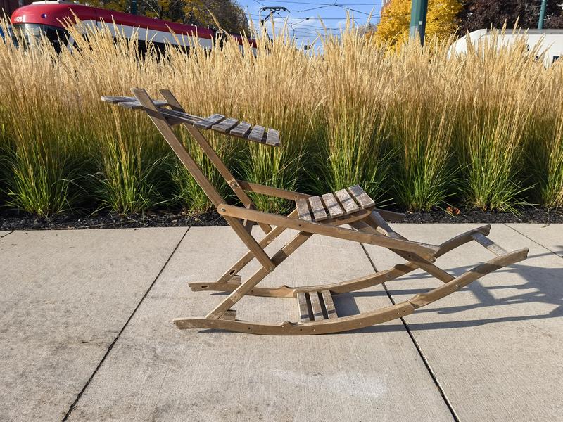 Stooping Project by Neila
